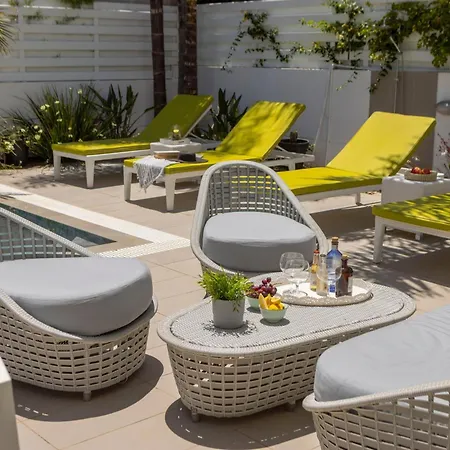 Narcissos Seaside 16 * بروتاراس
