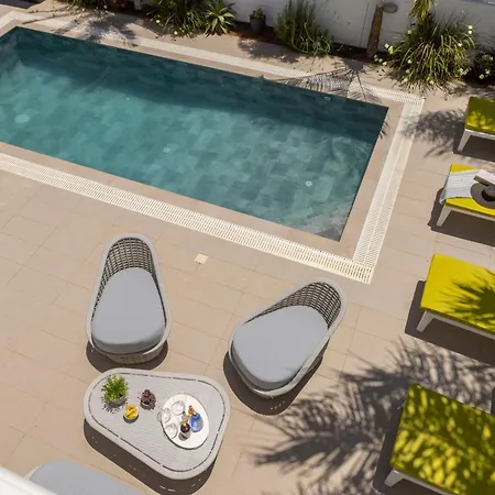 Narcissos Seaside 16 * بروتاراس